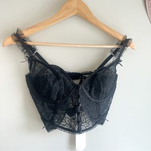 NWT FOR LOVE AND LEMONS Vintage inspired collection Black Floral Lace Corset 34C